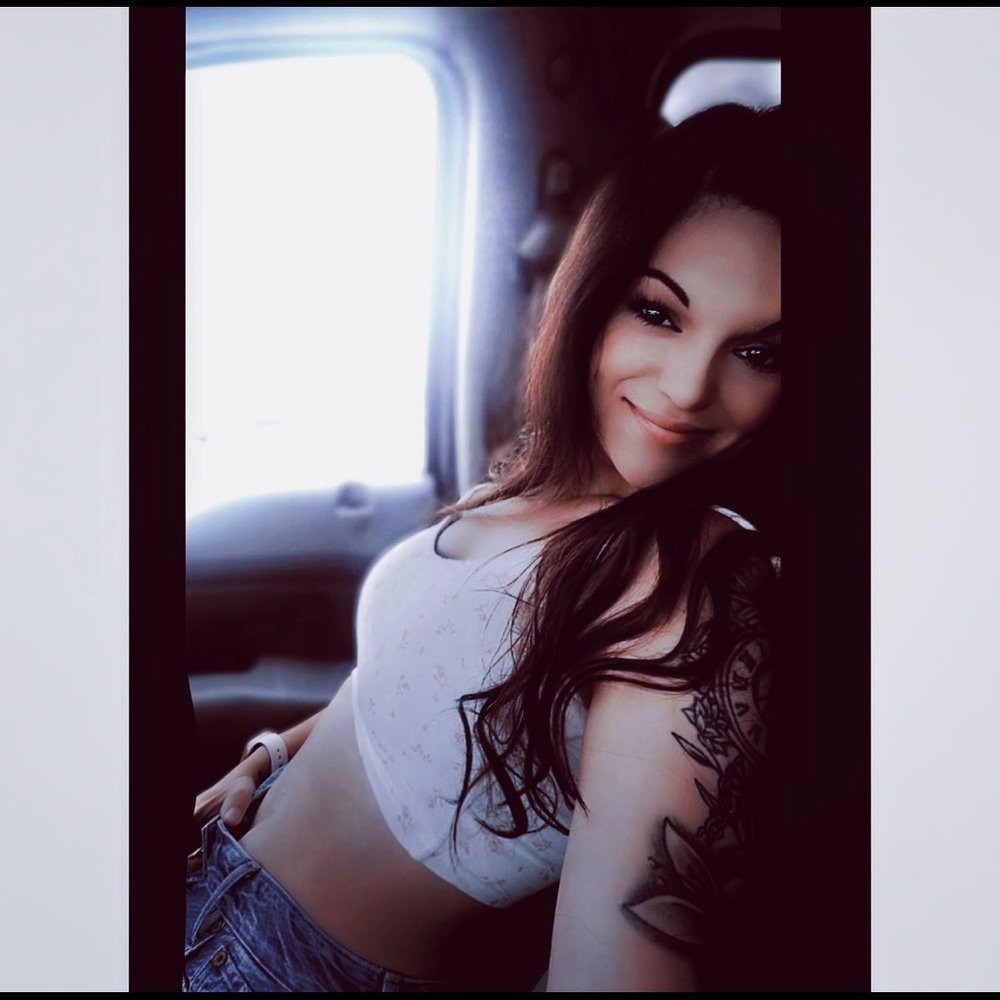 Meet your Posher, Hailie